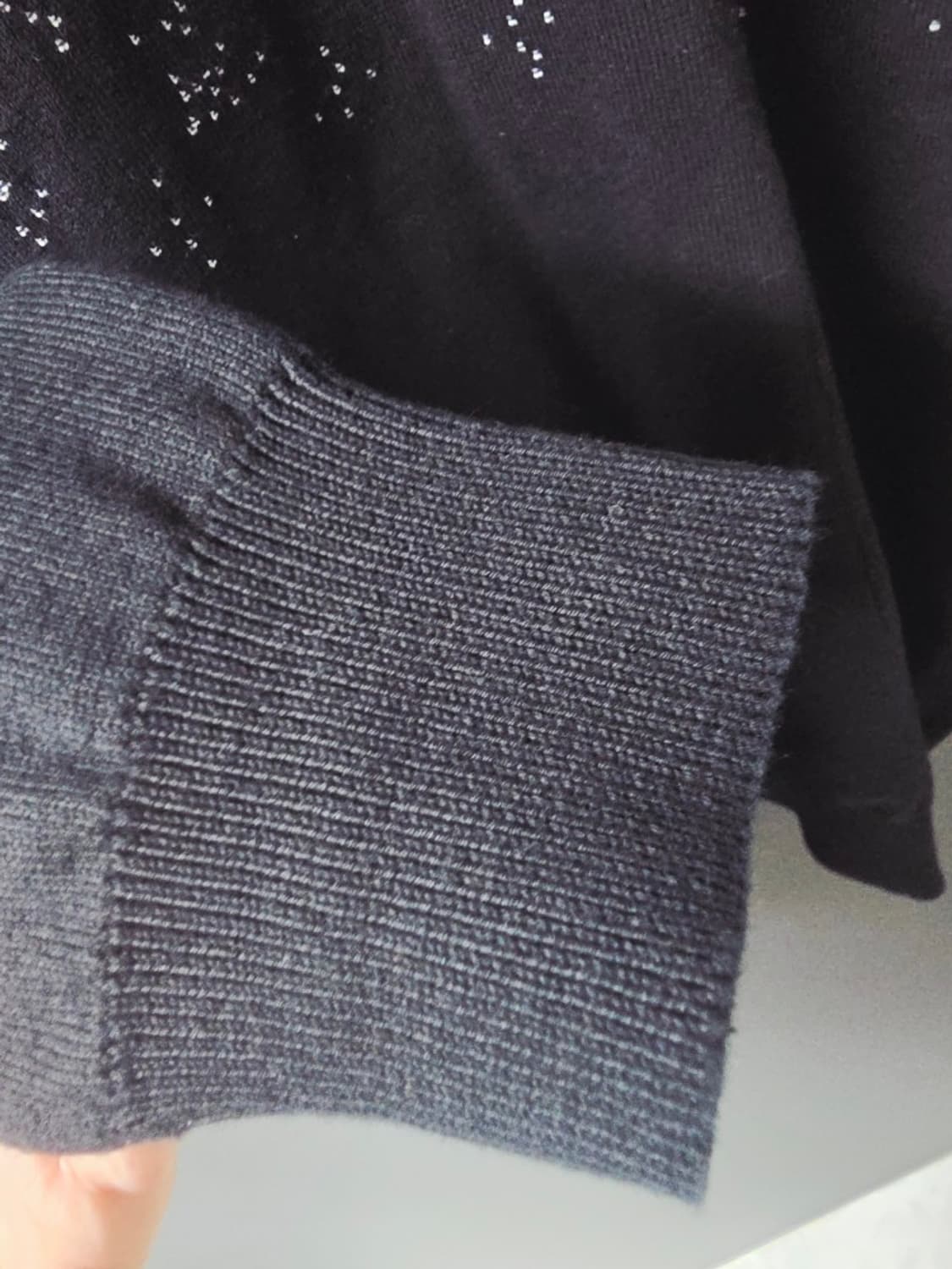 루이비통 모노그램 그라데이션 니트 (상태최상) 사이즈 M 상품이미지10