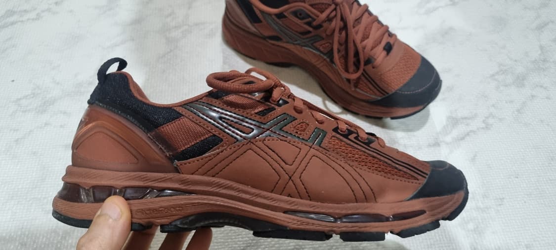 아식스 키코 코스타디노브 젤 버즈 2 캬라멜 브릭 265 상품이미지3