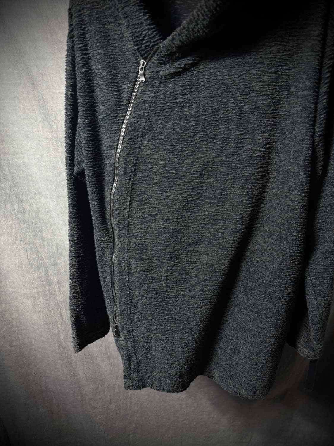 The Viridi-Anne Asymmetric Hooded Zip-Up 상품이미지7