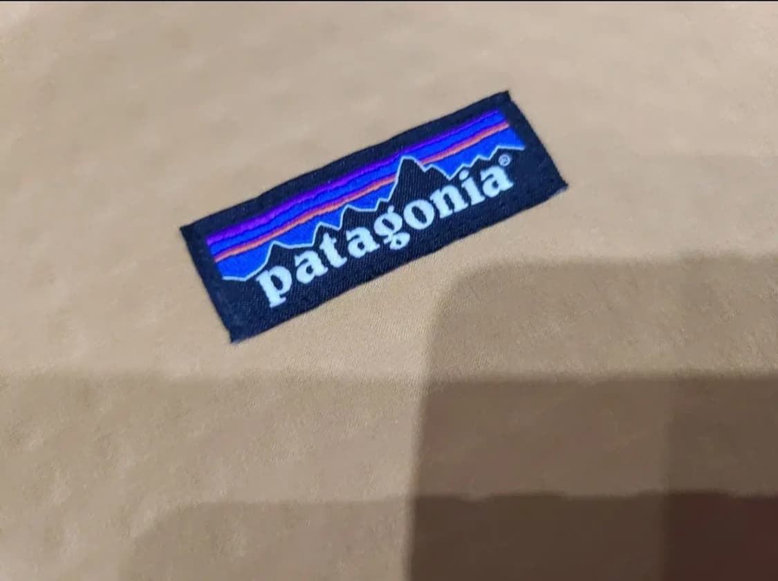 파타고니아 R1 테크페이스 자켓 (노란 겨자색) 상품이미지3