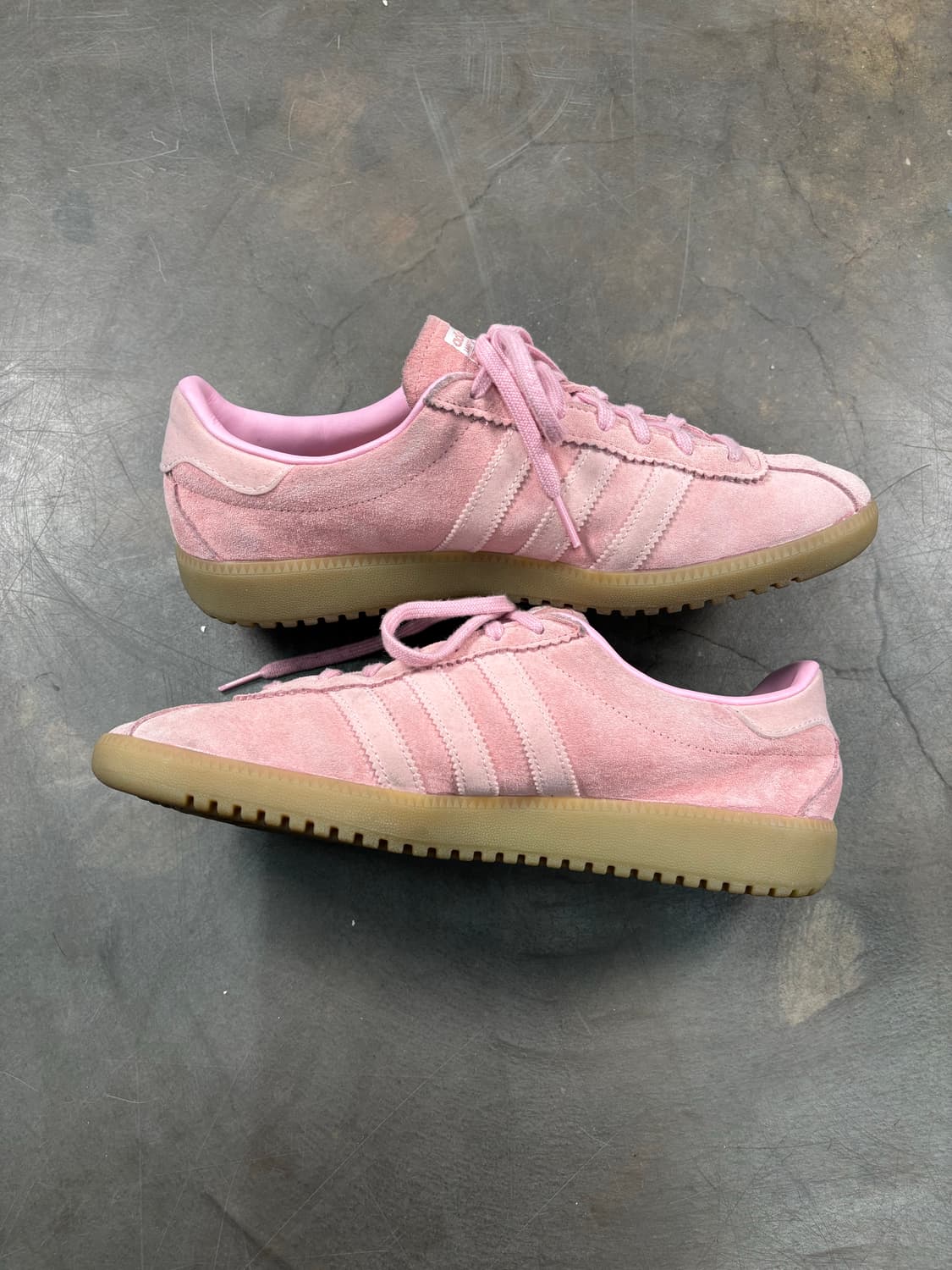 아디다스 버뮤다 글로우 핑크 스니커즈 상품이미지3