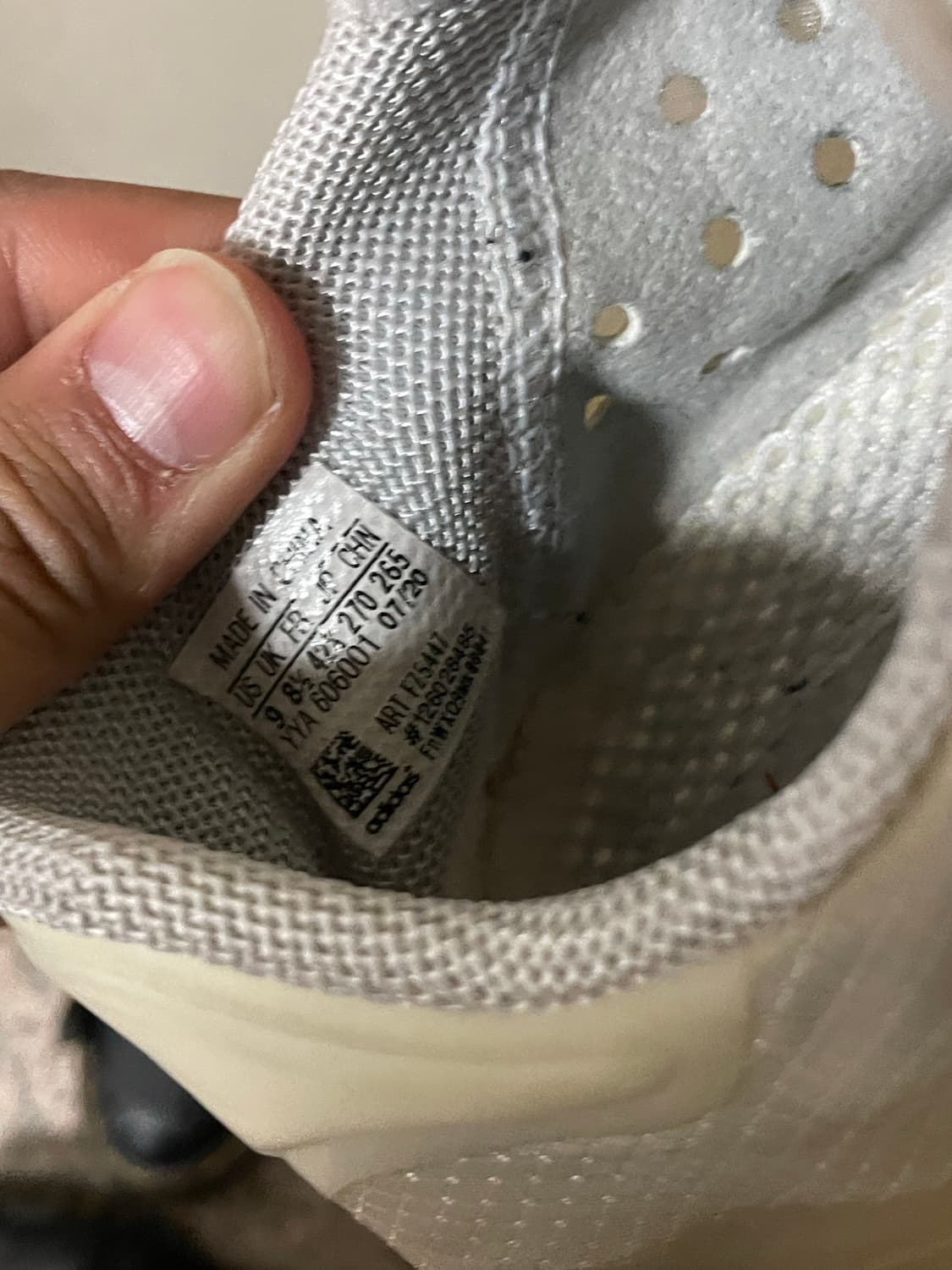 아디다스 프라다 루나로사 270 상품이미지4