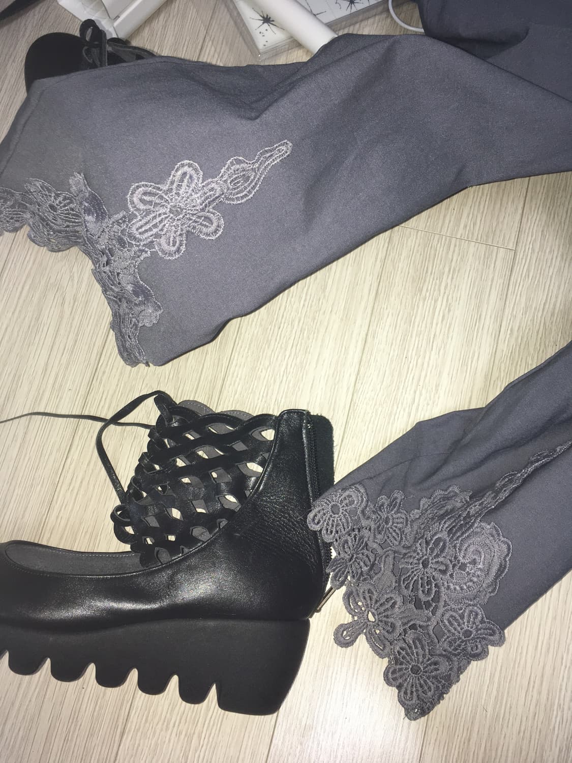 Lace Capri pants 상품이미지1