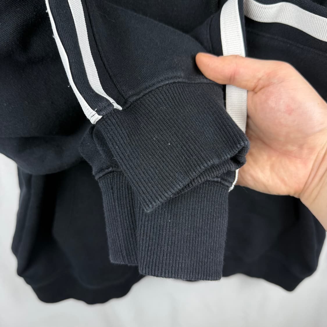 (105) 르꼬끄 로고 후드 티 블랙 상품이미지4