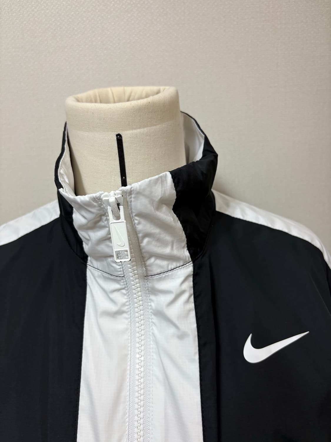 나이키 nike 바람막이 S 상품이미지5