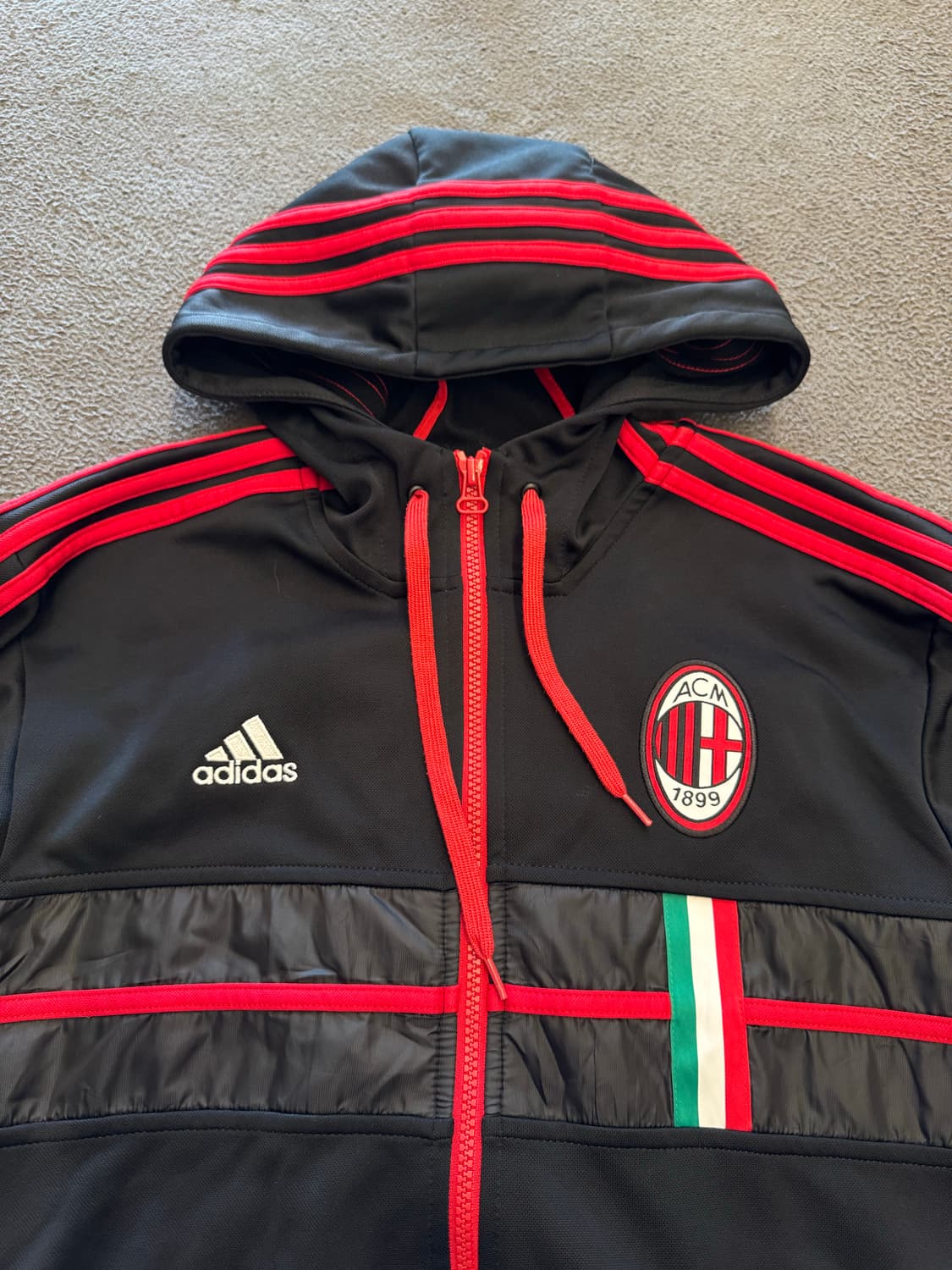 아디다스 올드스쿨 AC밀란 후디 져지 처분  상품이미지2