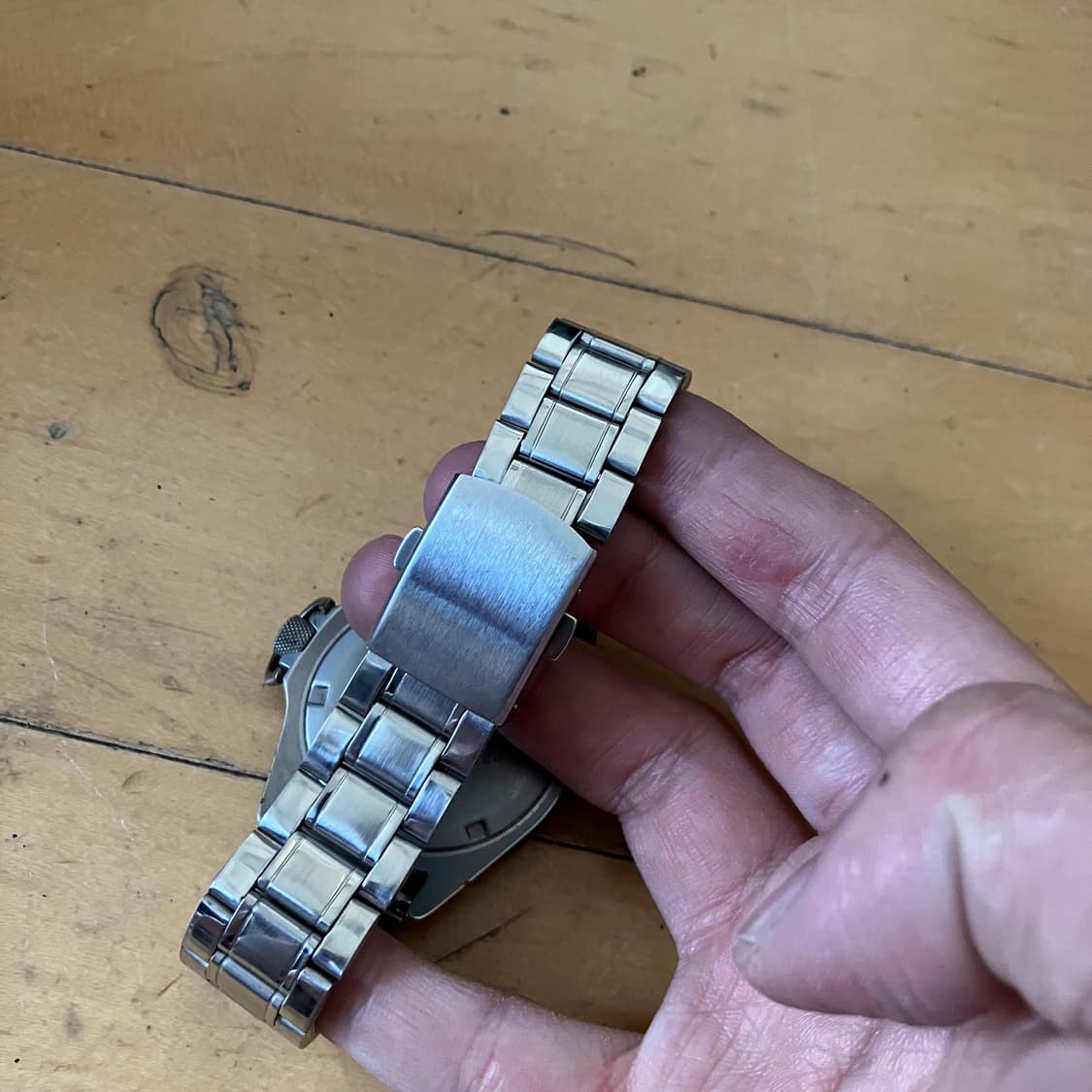 Jean paul gaultier 장폴고티에 레드 페이스 메탈 쿼츠 시계 상품이미지6