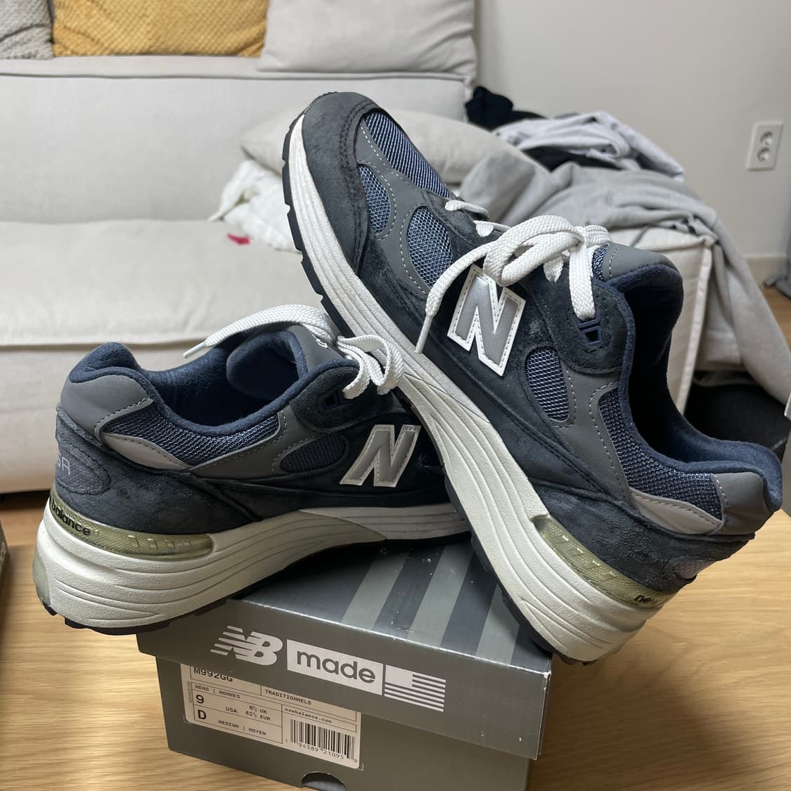 뉴발란스992 메이드인 USA 네이비 D스탠다드(M992GG)/270 상품이미지9