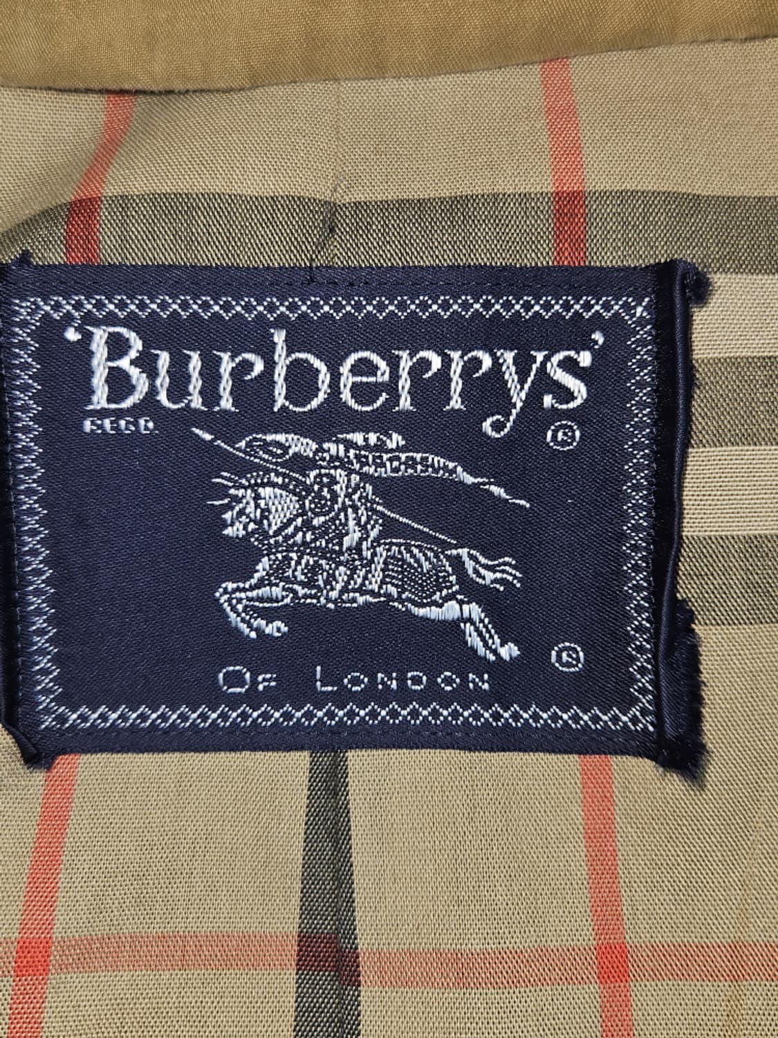 버버리 헌팅 트림 벨티드 트렌치 코트 ( R40 ) / 10317 상품이미지7