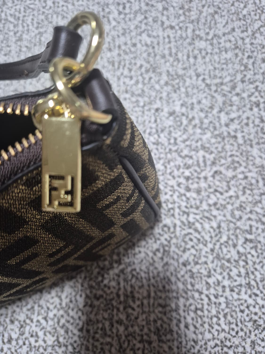 펜디 스타일 가방 상품이미지3