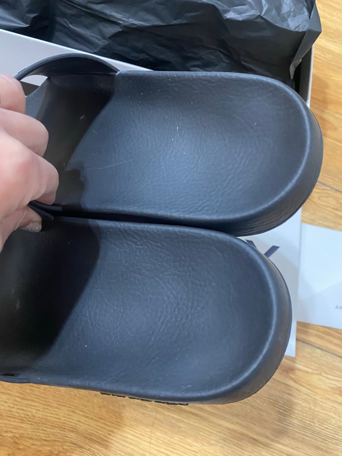 지방시 슬리퍼 슬라이드 37사이즈 상품이미지2