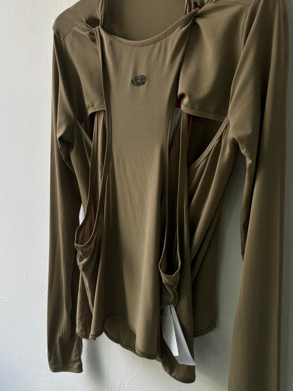 디젤 올레이 롱슬리브 상품이미지6