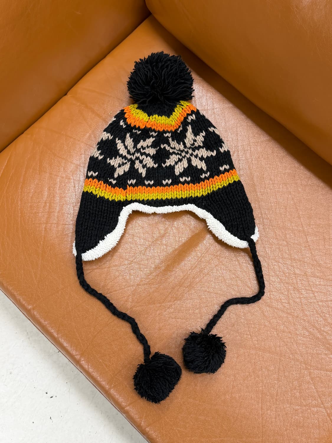 일본빈티지 노르딕 이어플랩 폼폼 비니 상품이미지6