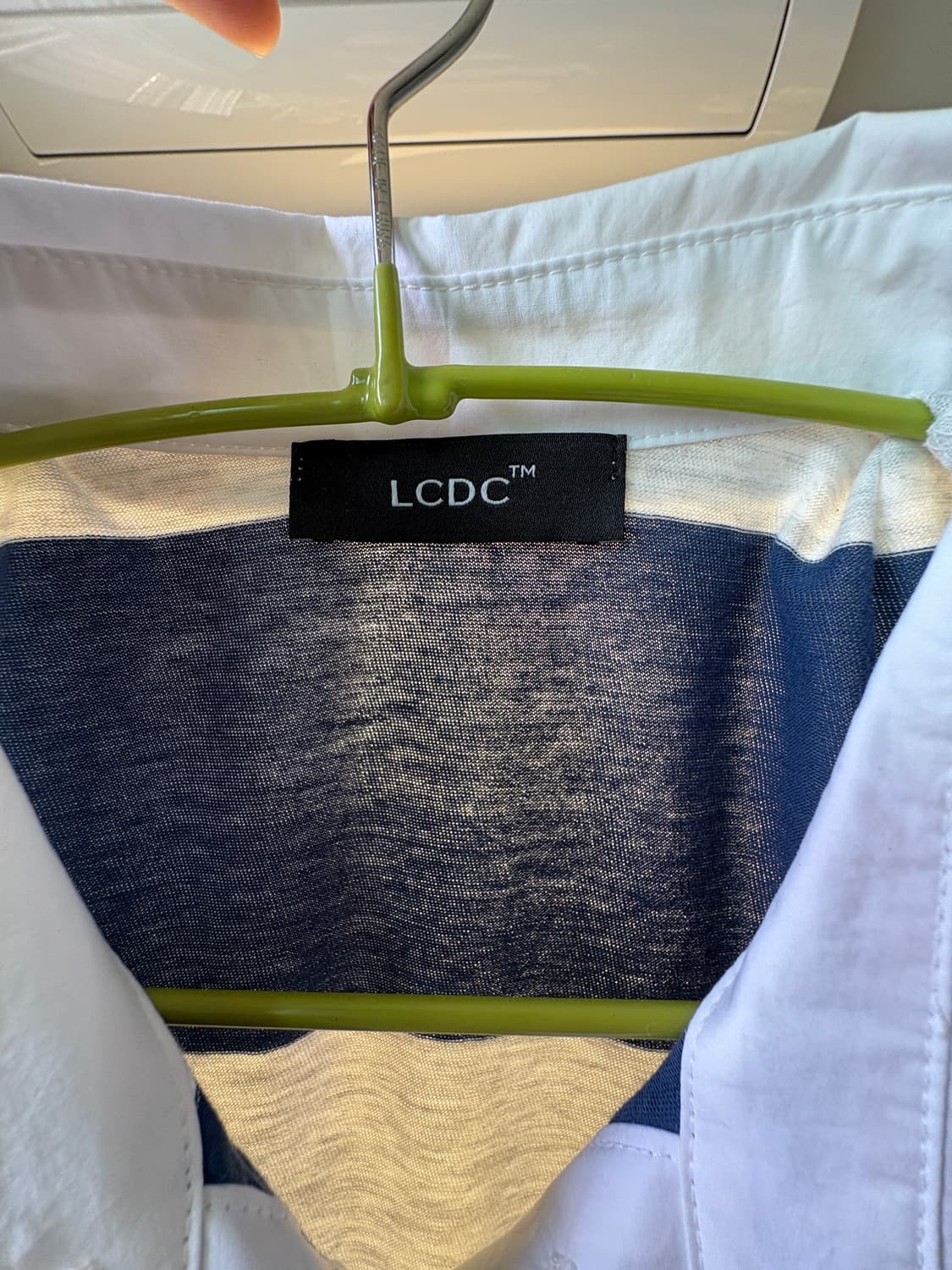 LCDC 스트라이프 오픈 카라 탑 (블루) 상품이미지6