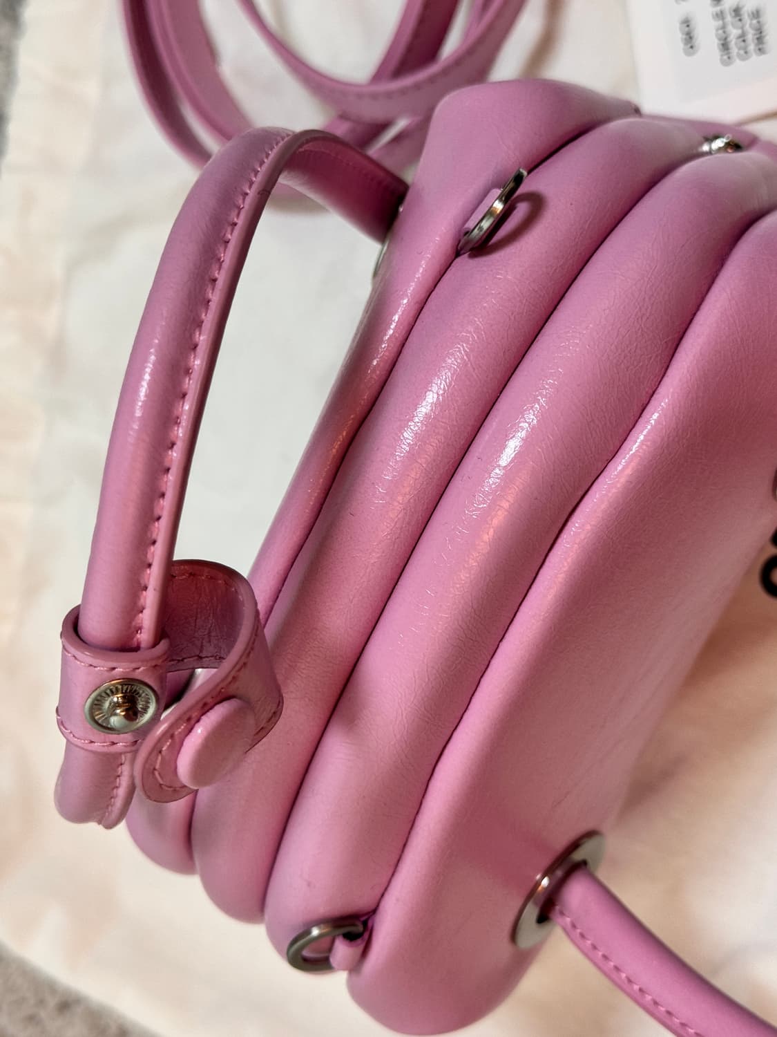 [팝니다]오소이 써클브로트 미니백 워시드 라일락 상품이미지3