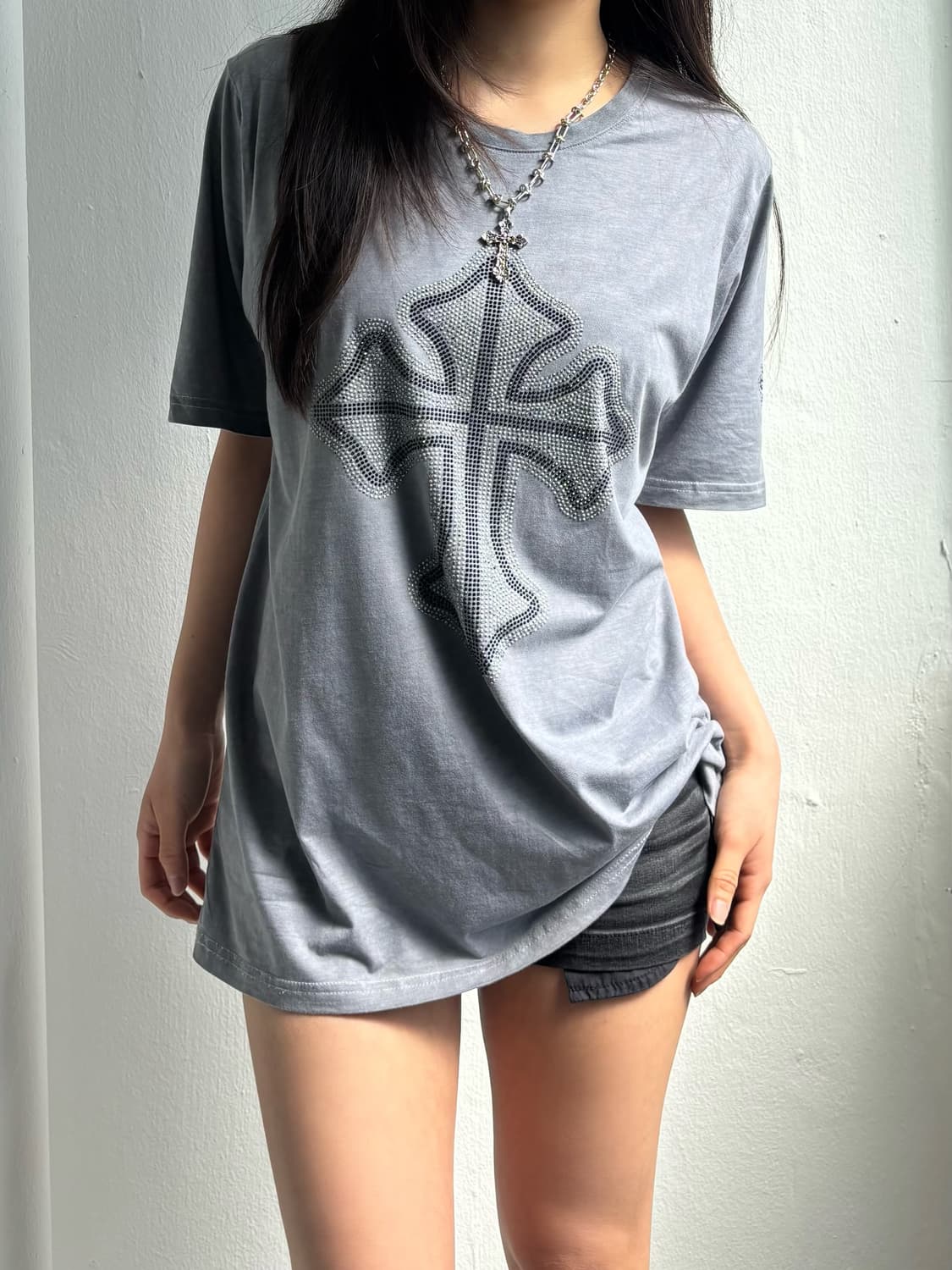Vintage Cubic Cross Graphic T-Shirt 상품이미지5