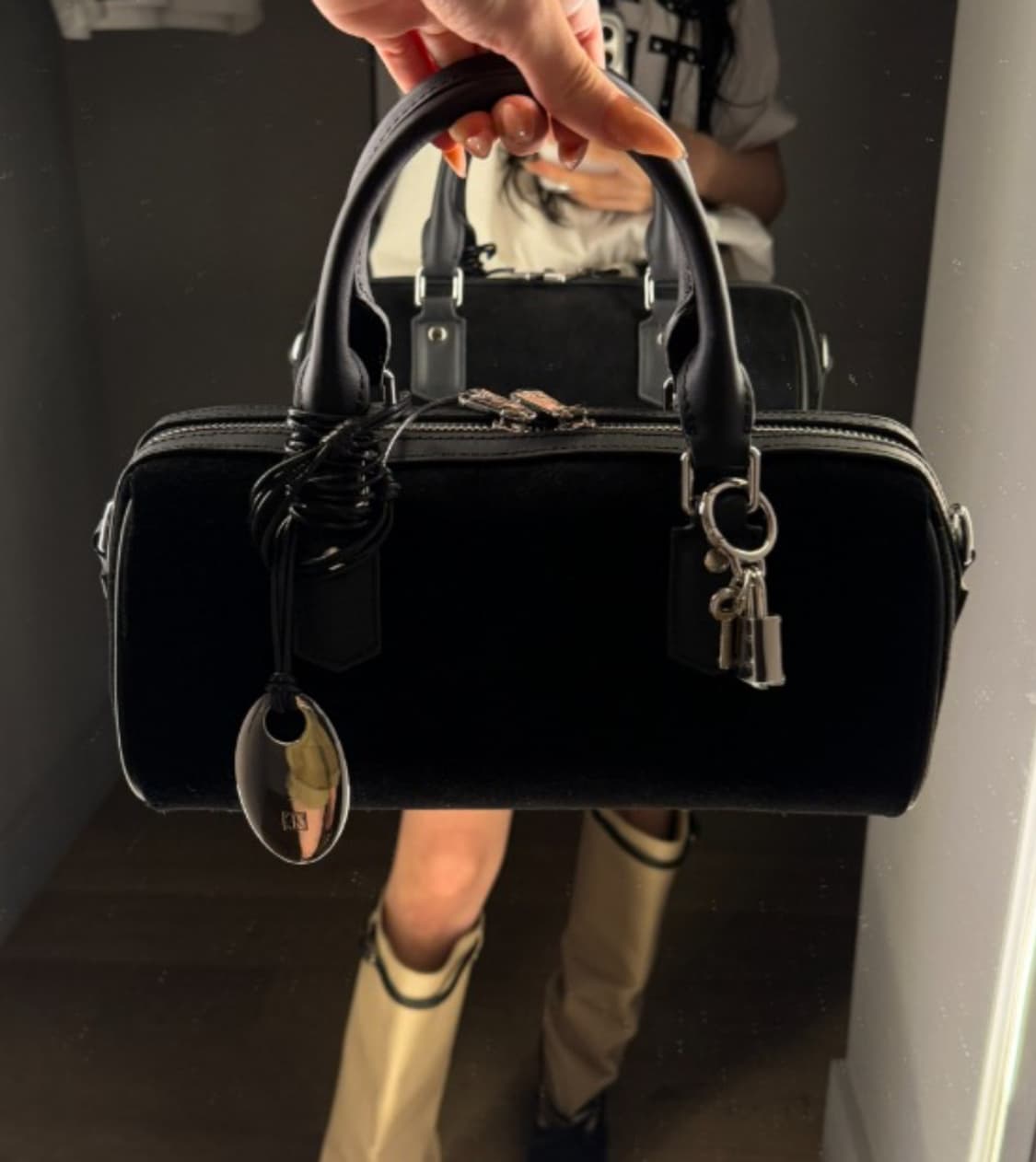 714center 스웨이드틸다백 판매해요(프리오더x) 상품이미지1