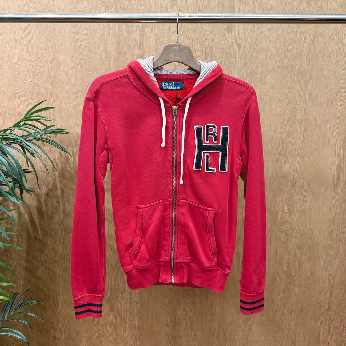 폴로 랄프 로렌 후드 집업 로고 패치 배색 후드 디테일 레귤러핏 레드 상품이미지1