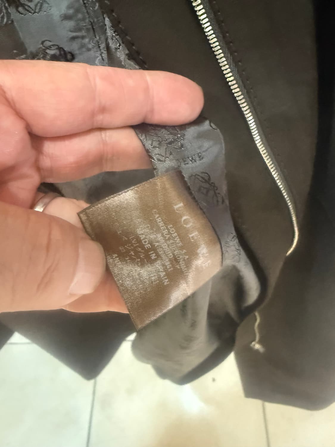 34/44-66 정품 로에베 스웨드가죽 코트 팝니다 상품이미지4