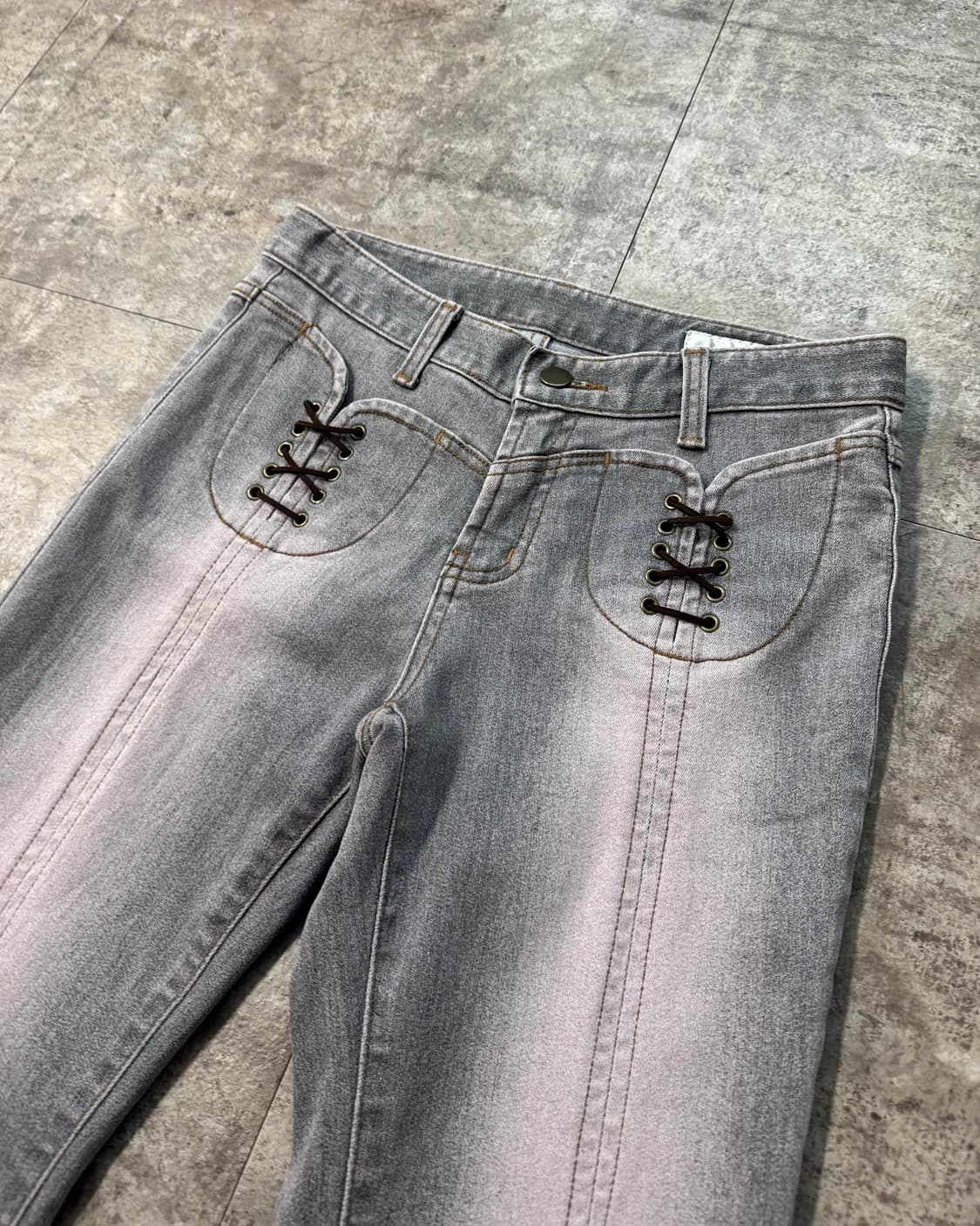 아일렛 디테일 핑크 워싱 부츠 컷 데님 상품이미지2