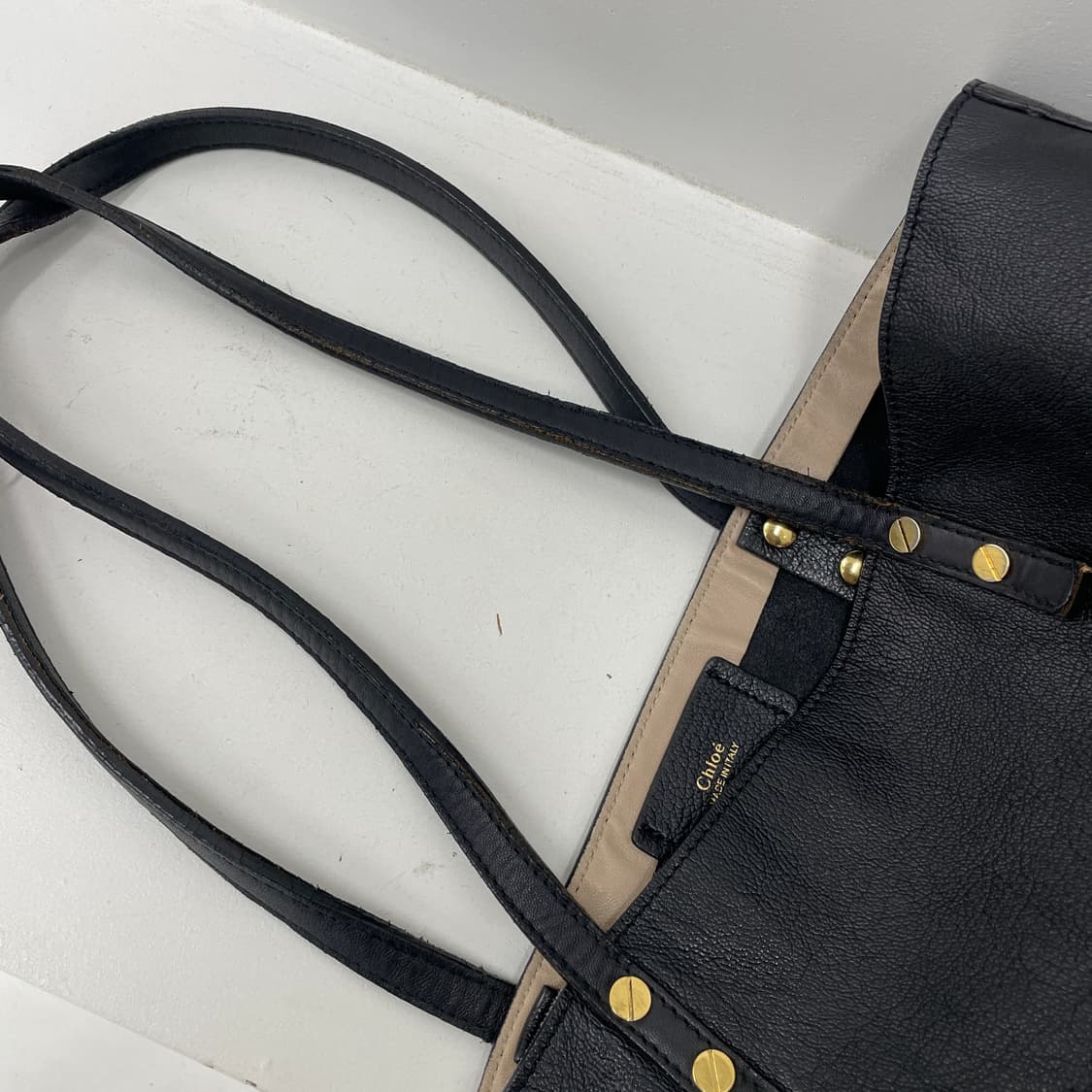 끌로에 딜란 라지 블랙 레더 쇼퍼 숄더백 상품이미지6