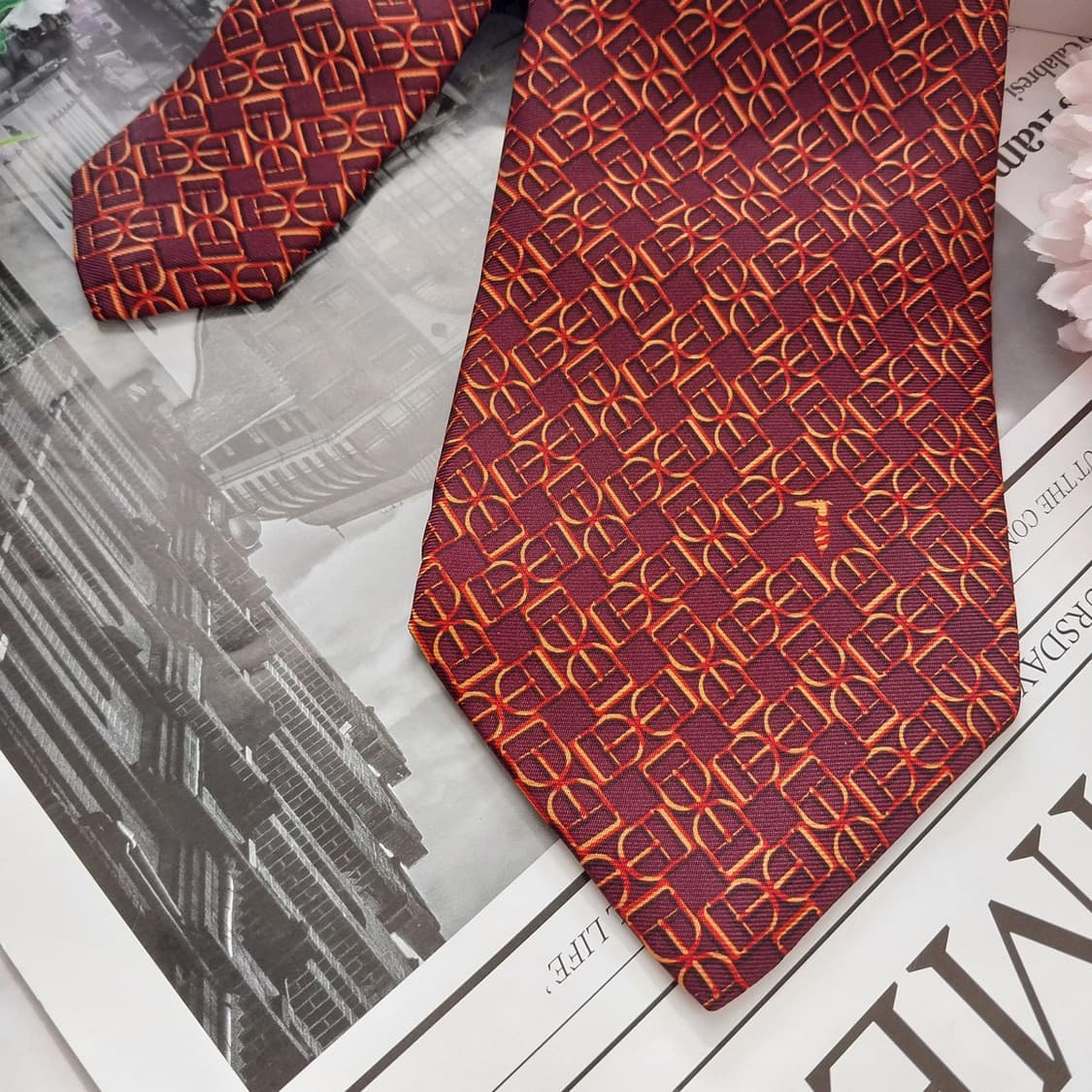 트루사르디 실크 와인 오렌지 로고 패턴 넥타이 9cm A+등급 K1308 상품이미지3
