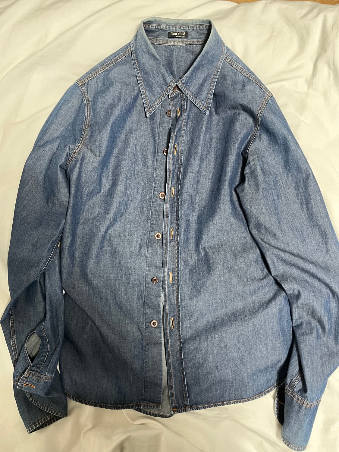 미우미우 샴브레이 셔츠 m 상품이미지1