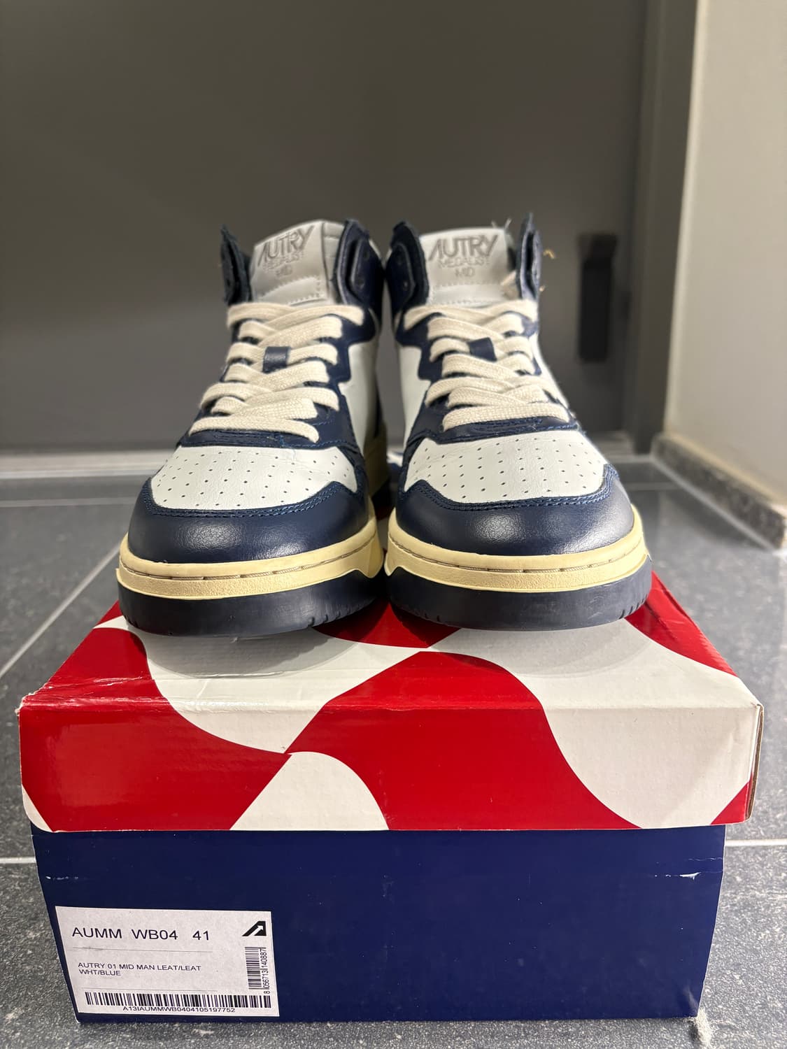 오트리 메달리스트 미드 남성용 네이비+화이트 상품이미지2