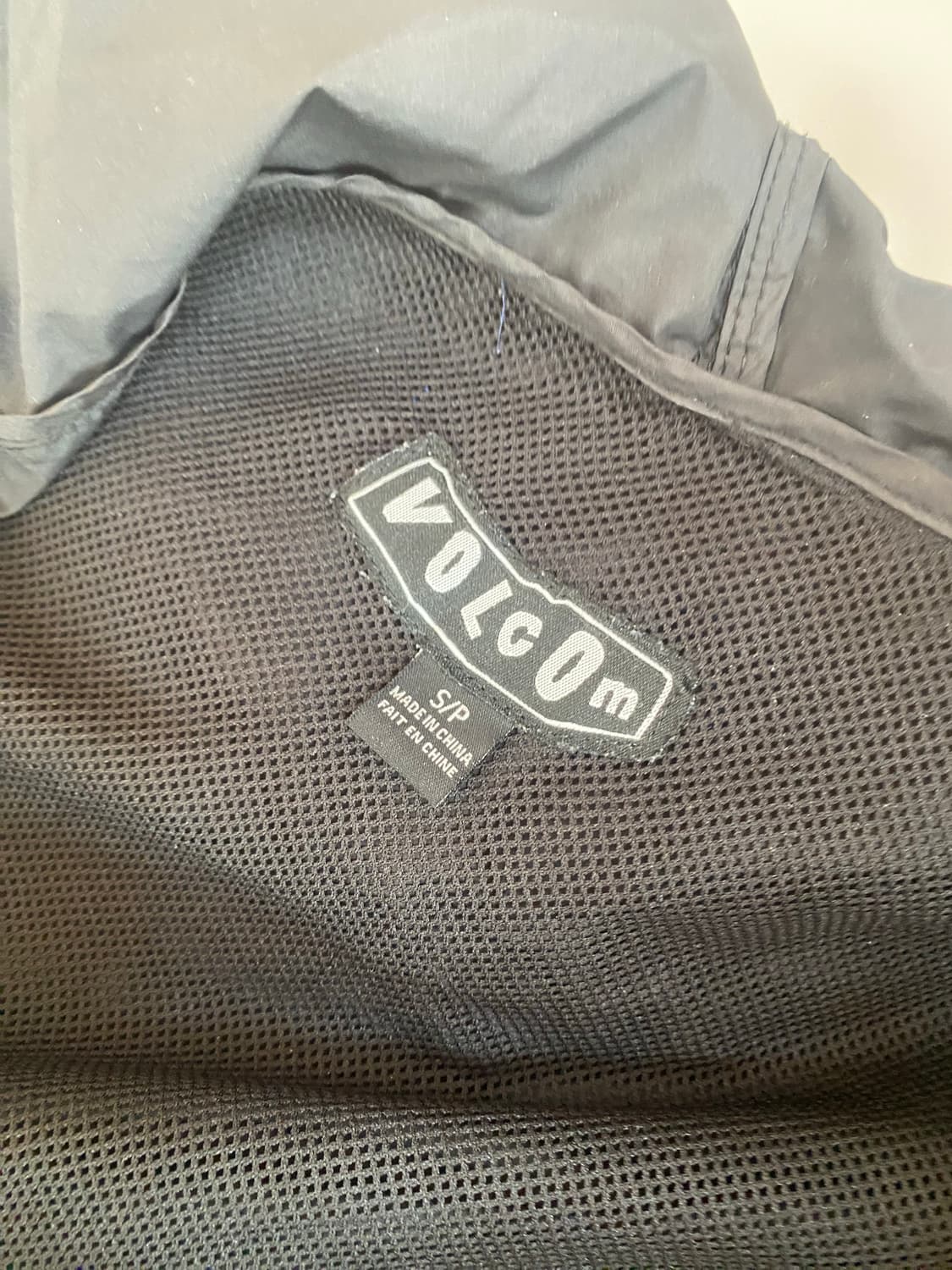 볼컴 바람막이 상품이미지3