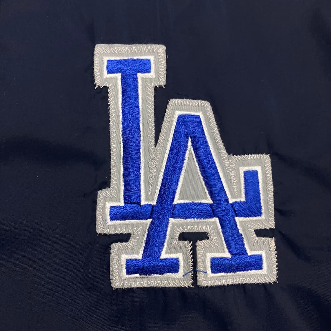 MLB 00s LA다저스 네이비 컬러 바람막이 상품이미지3
