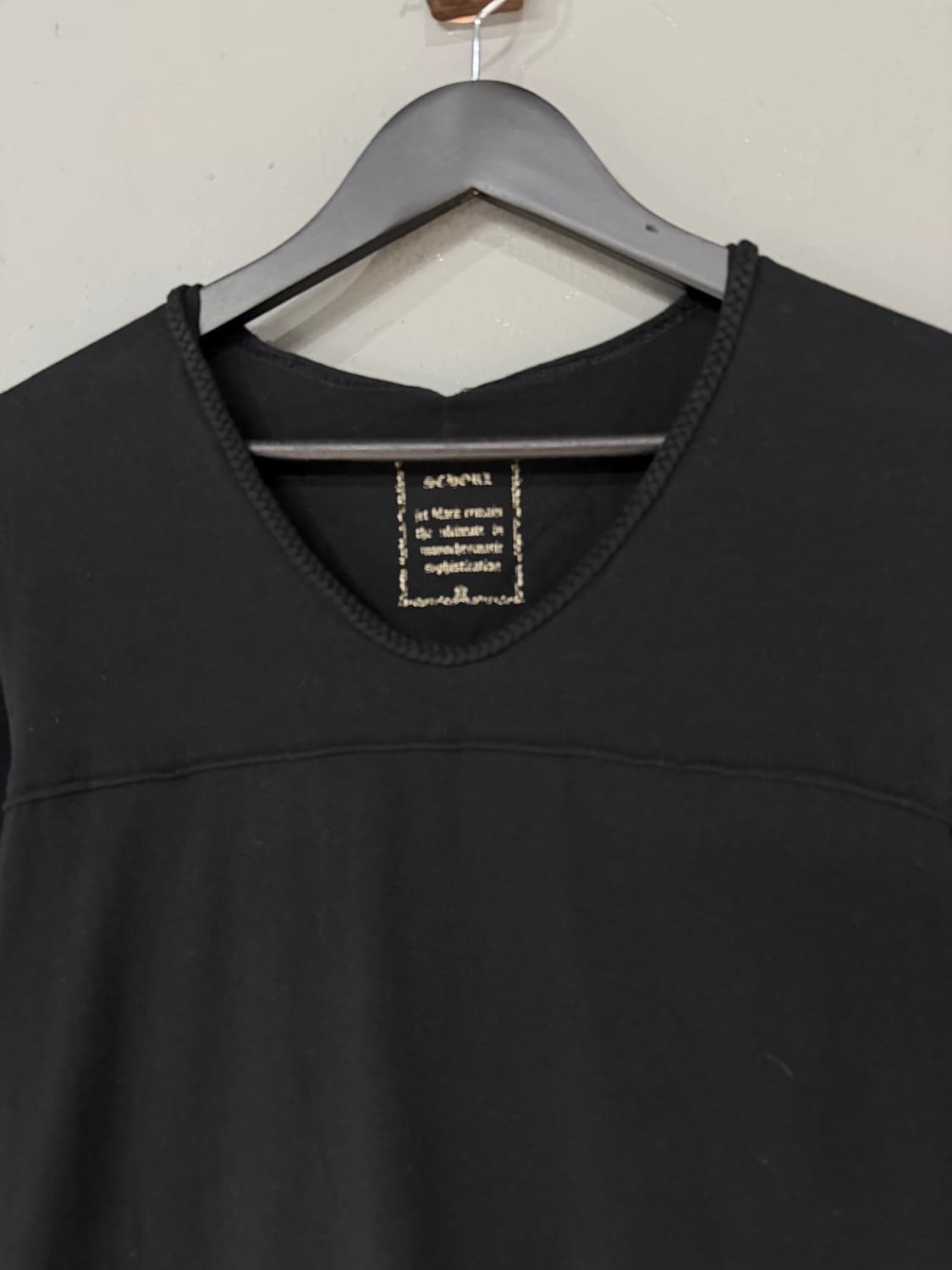 back printing v-neck sleeve top 상품이미지6