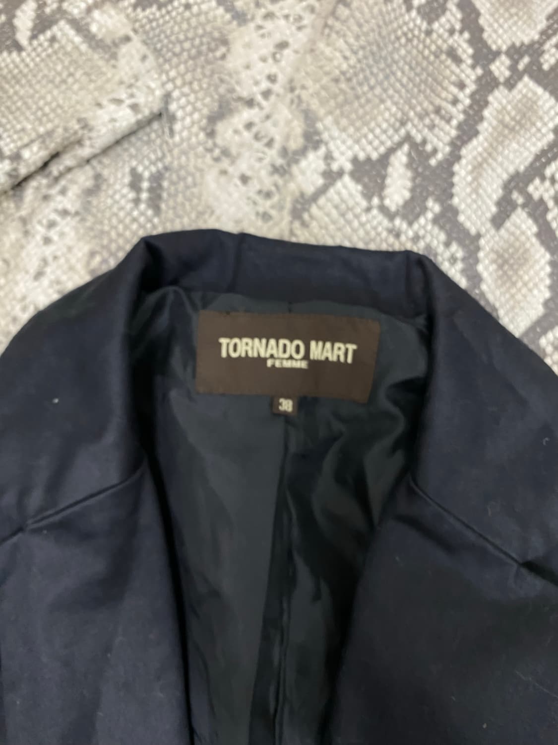 [Tornado Mart] Minimal Black Blazer 상품이미지4