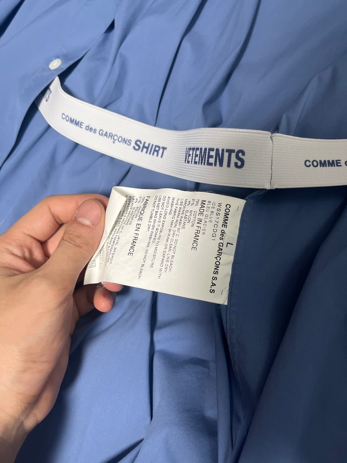 (L) 베트멍 x 꼼데가르송 밴딩 셔츠 아이스블루 상품이미지3