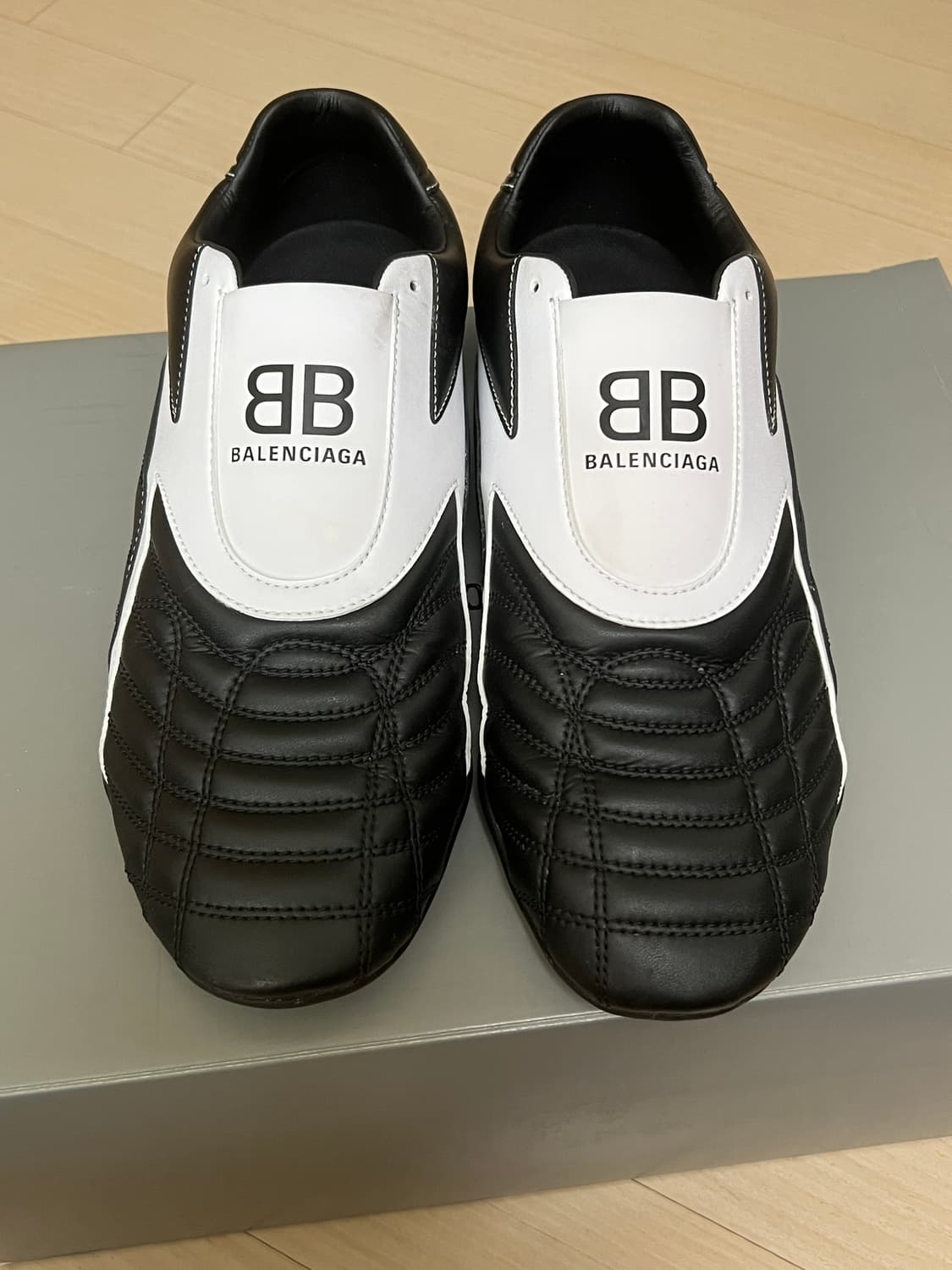 발렌시아가 젠 스니커즈 42 상품이미지1