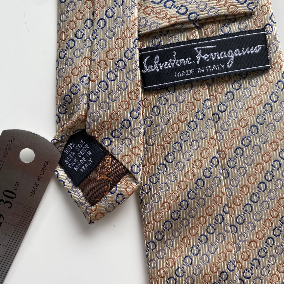 페레가모(Ferragamo) 모노그램 넥타이 정품명품 7.8cm 상품이미지6