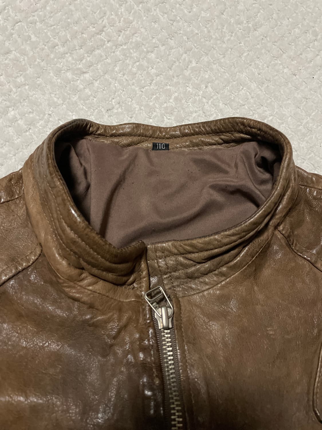 광희시장 웨스턴 무드 램스킨 양가죽 절개 레더 자켓 상품이미지4