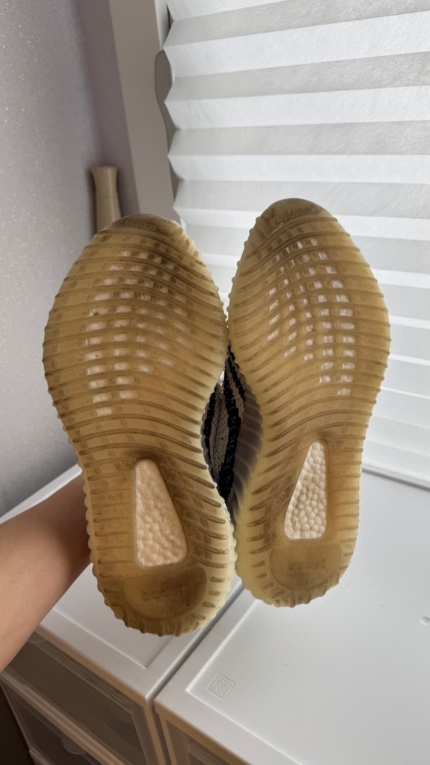 (US 8) 아디다스 이지 부스트 350 V2 지브라 상품이미지3