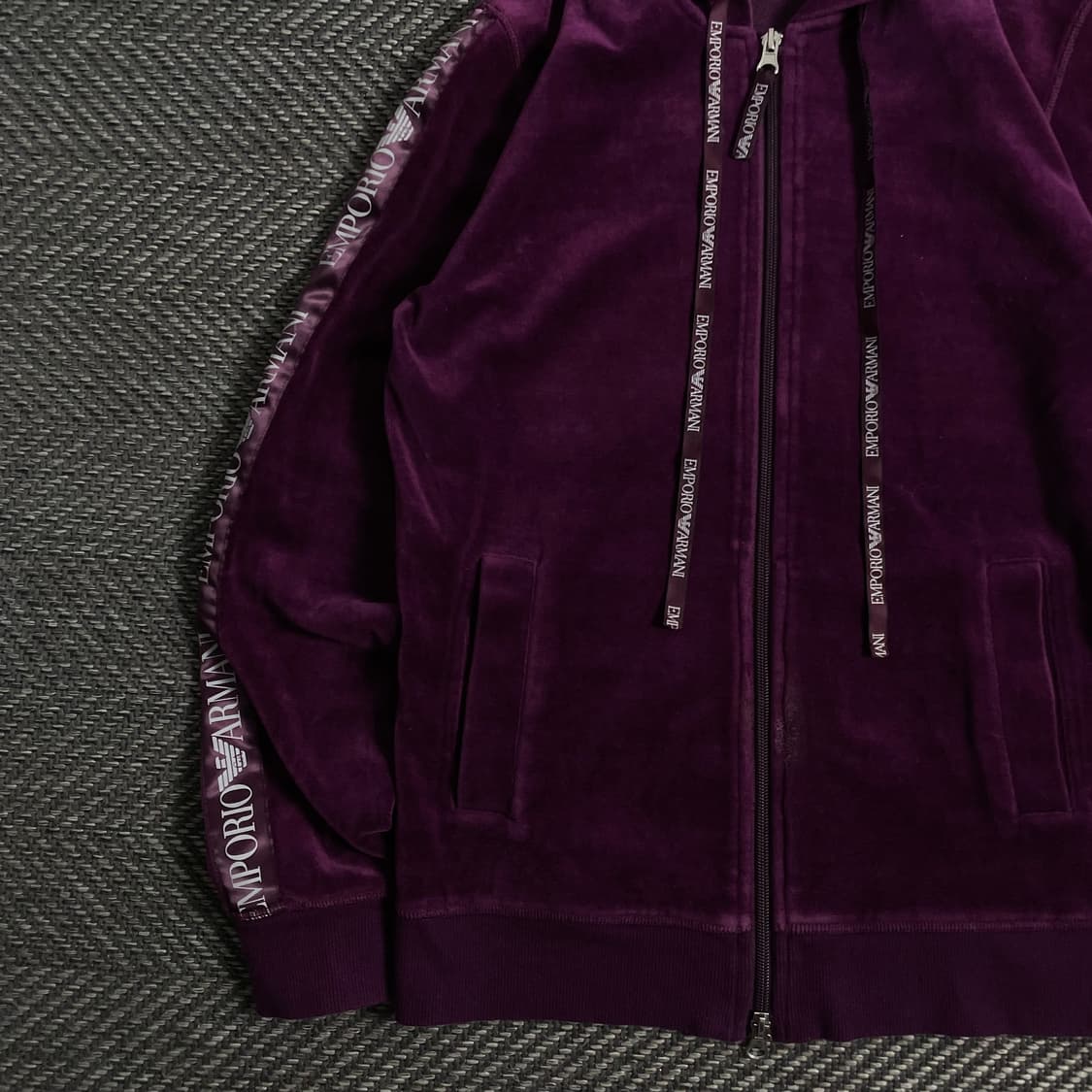 아르마니 y2k 아카이브 벨벳 후디 자켓 y 3897 상품이미지3