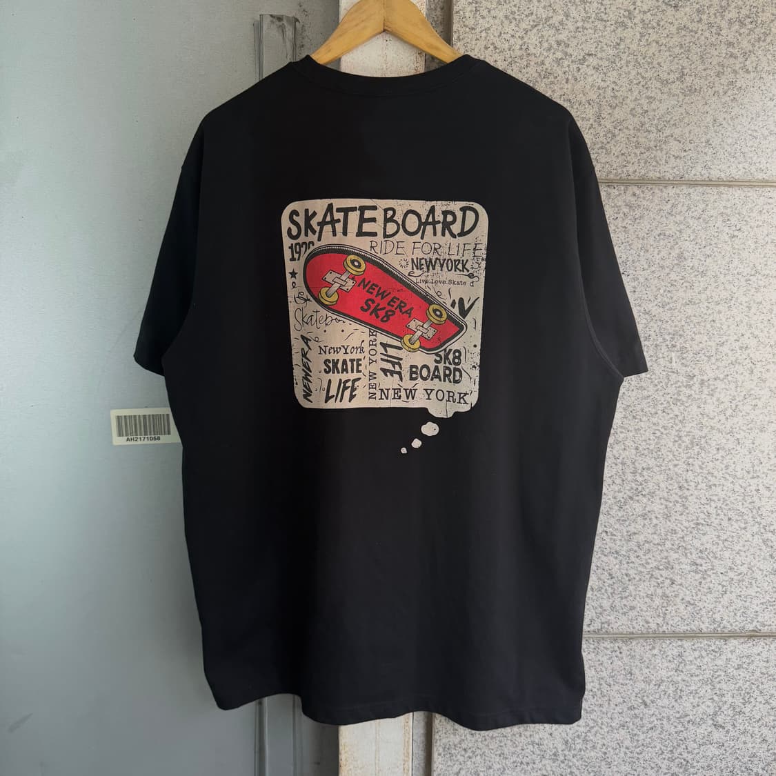 뉴에라 스케이트보드 로고 반팔티 상품이미지1