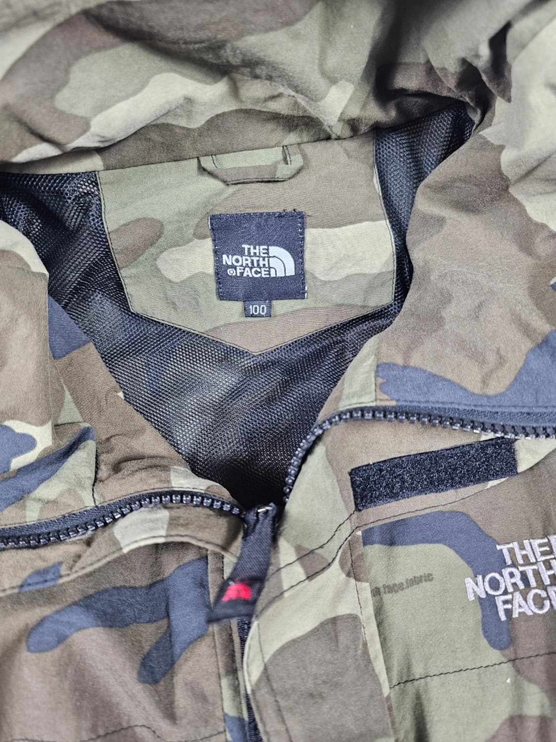 노스페이스카모바람막이 상품이미지6