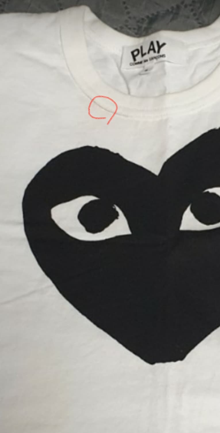꼼데가르송 우먼 빅하트 블랙로고 반팔티 화이트 (L) 상품이미지6