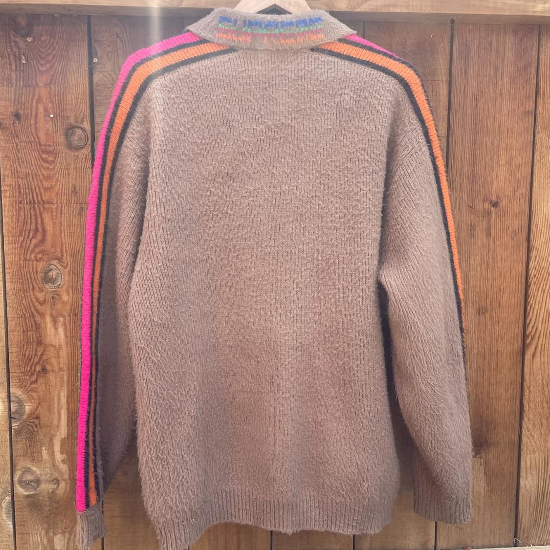 슈프림 슬리브 스트라이프 집업 스웨터 더스티 브라운 상품이미지3