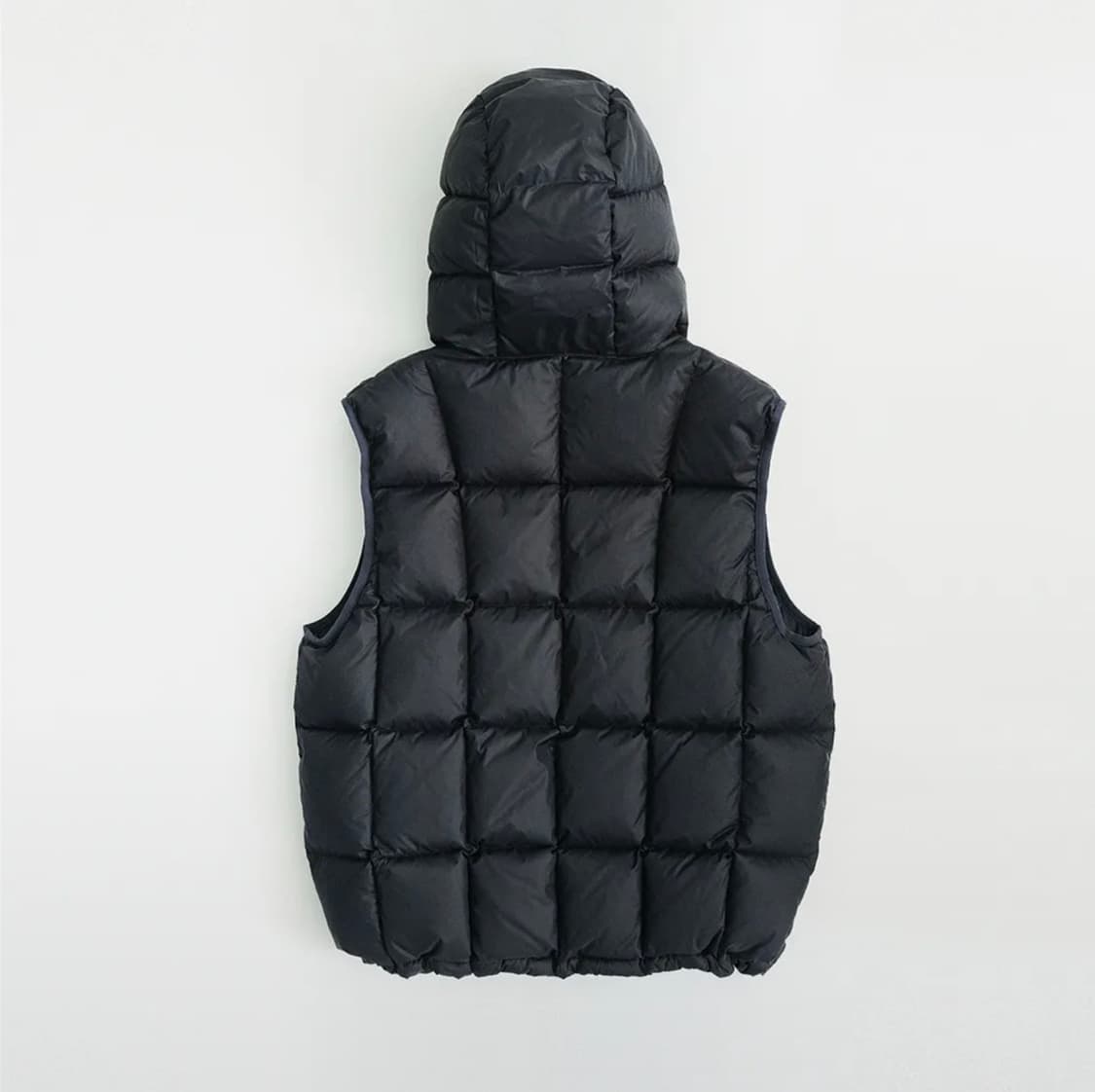 999휴머니티 어드벤처 구스 다운 베스트 (페이디드 네이비) 상품이미지2