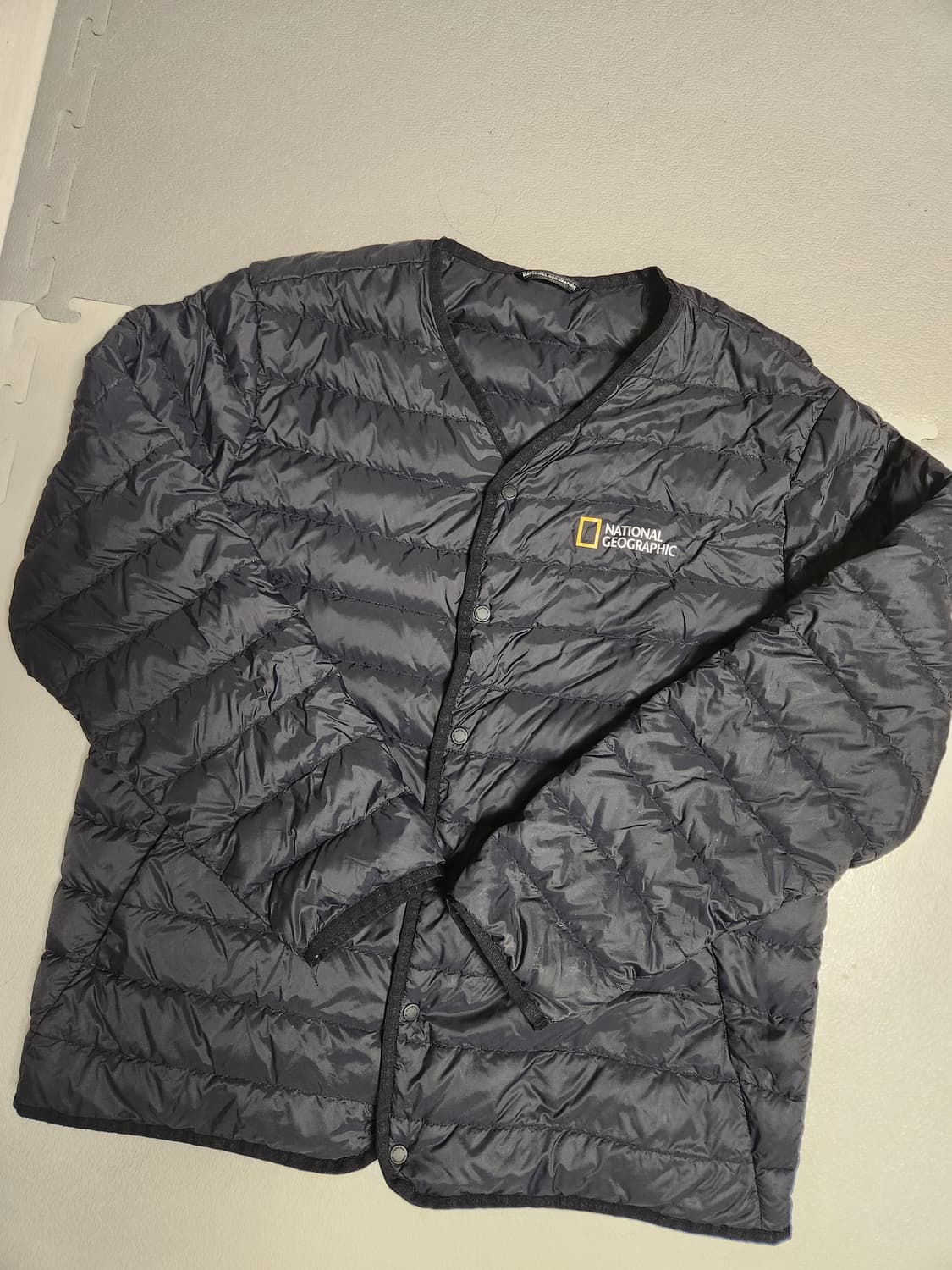 안녕하세요~!

요즘 AI로 잘못눌러서 톡하시는분들 많아서 답 없으시면  상품이미지1