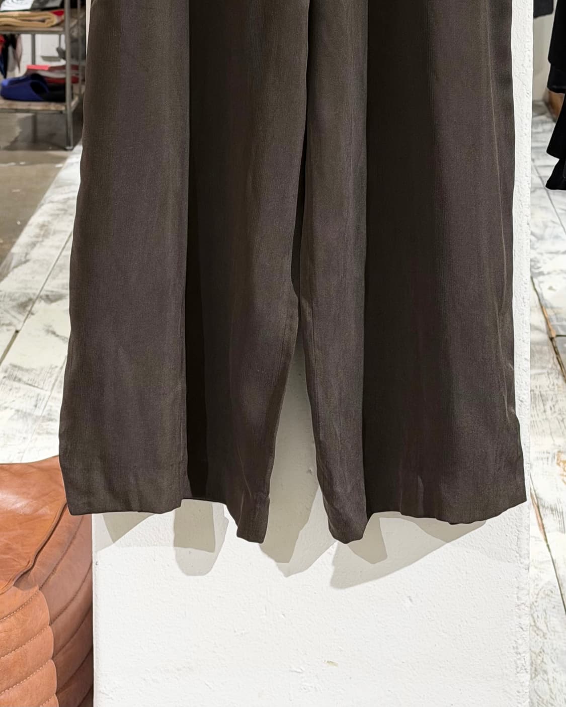 구찌 브라운 실크 와이드 팬츠 상품이미지5