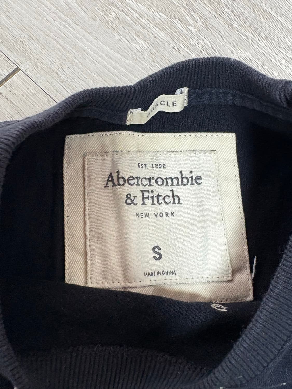 아베크롬비 반팔 상품이미지3