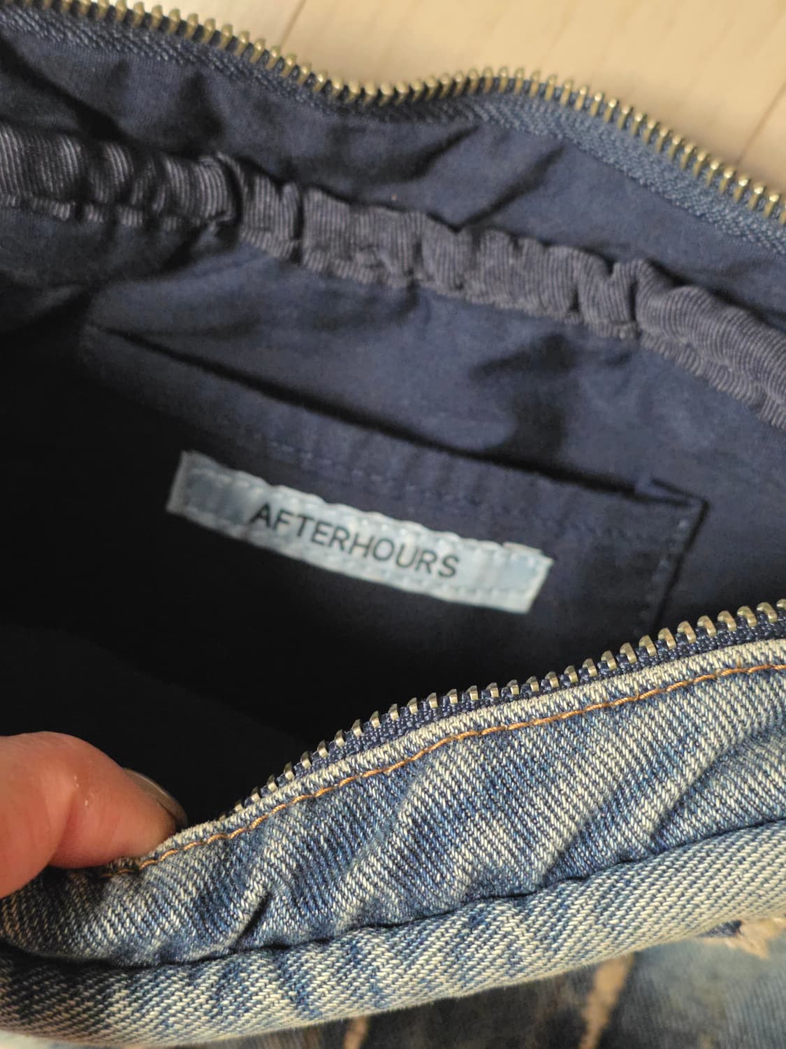 Afterhours DENIM CUT-OFF SHOULDER BAG 상품이미지5