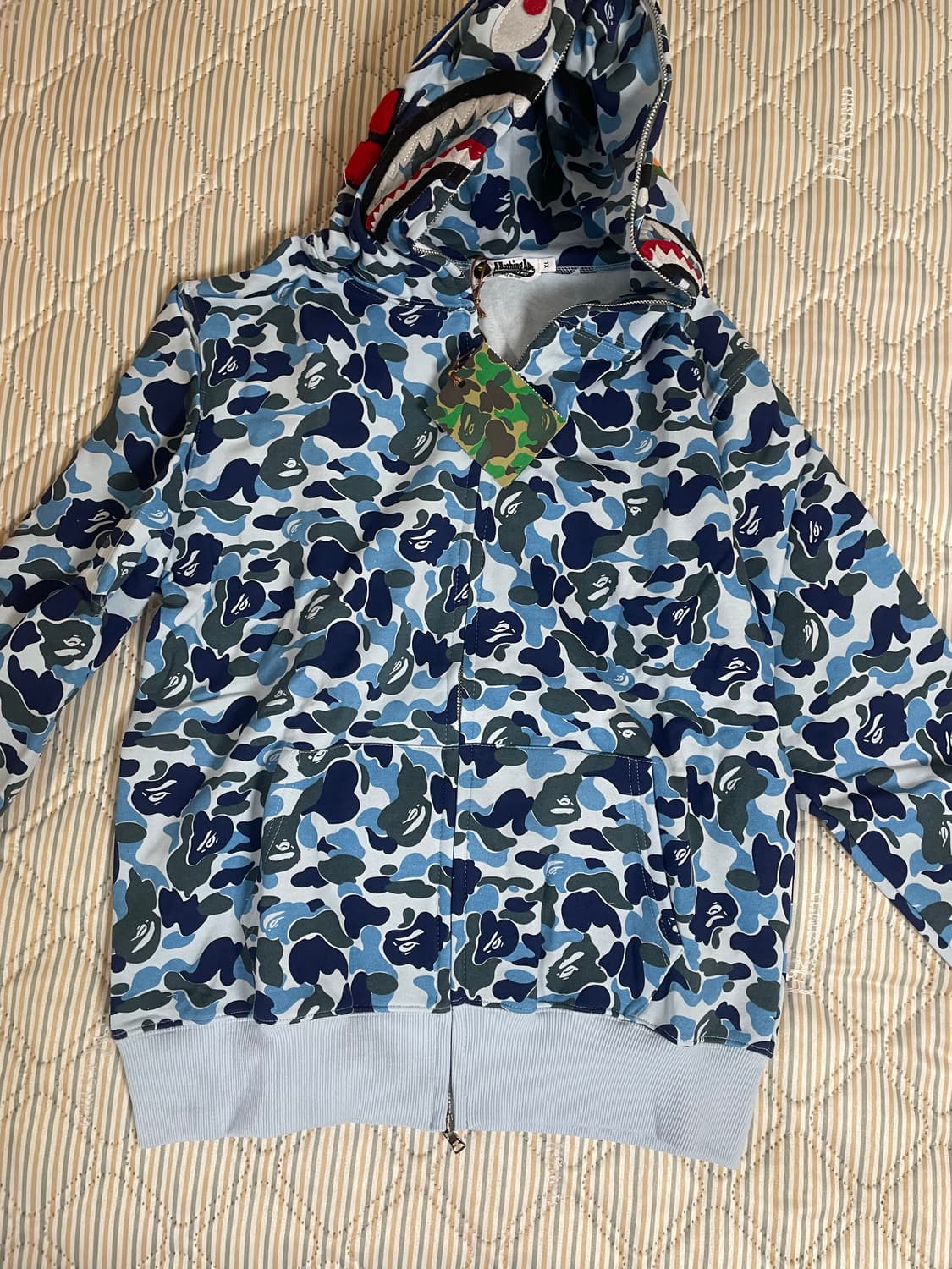 베이프 샤크 후드집업 새상품 m xl 상품이미지2