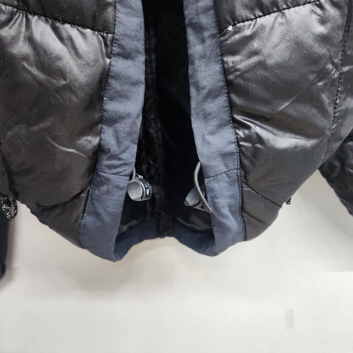 노스페이스 써밋 경량 패딩 L 상품이미지5