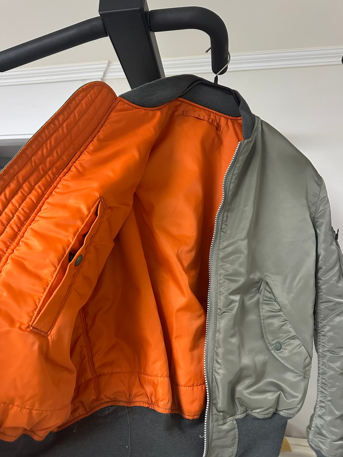 토이즈맥코이 MA-1 스티븐 맥퀸 XXL 판매합니다. 상품이미지3